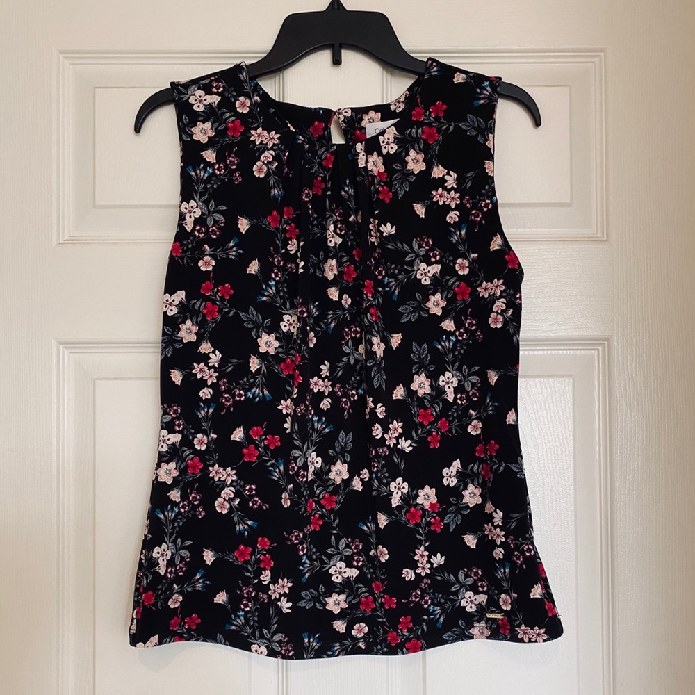 Calvin Klein Printed Pleated Neck Top Sizes M